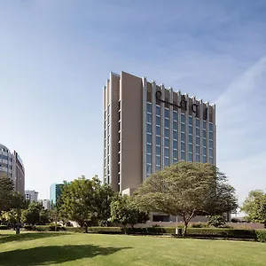 Rove Centre, Deira Hotell